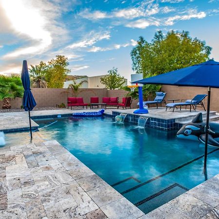 Pet-Friendly Glendale Home With Pool And Putting Green Phoenix Exterior photo