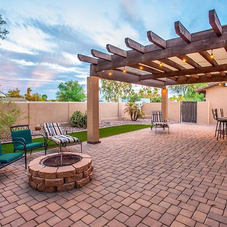 Pet-Friendly Glendale Home With Pool And Putting Green Phoenix Exterior photo