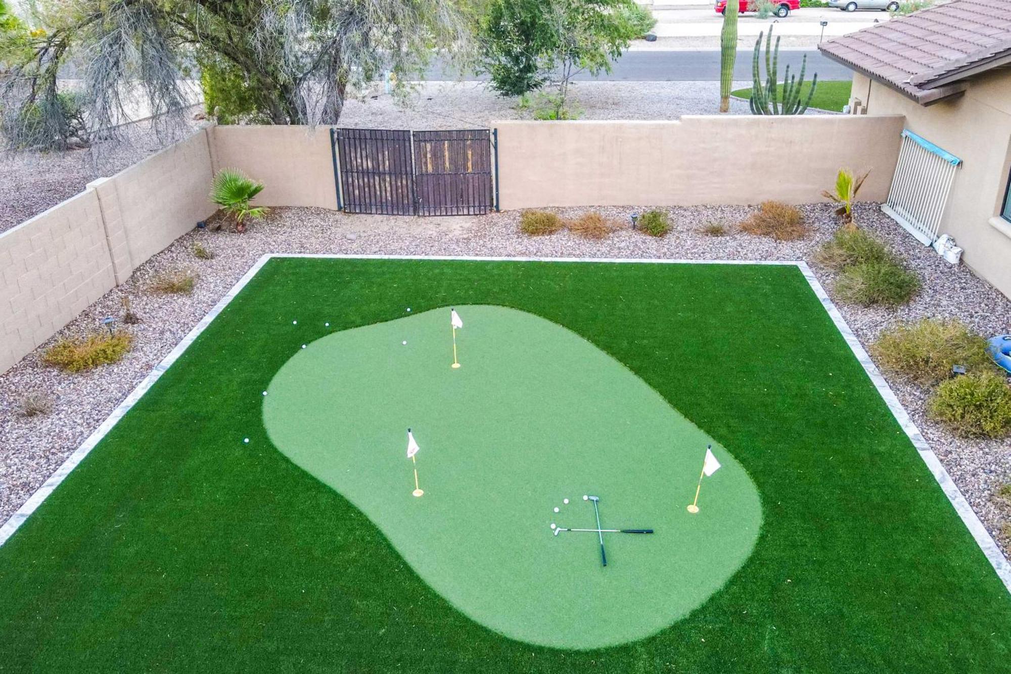 Pet-Friendly Glendale Home With Pool And Putting Green Phoenix Exterior photo